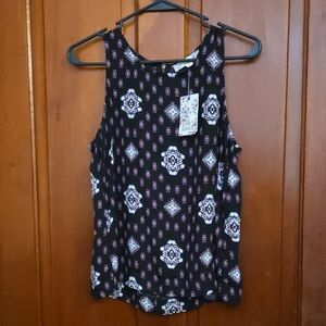 NWT Pink Republic Patterned Sleeveless Top With Zippered Upper Back Accent